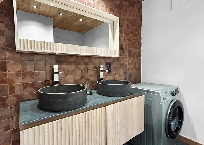 Hyper Centre Balcon Parking Privé